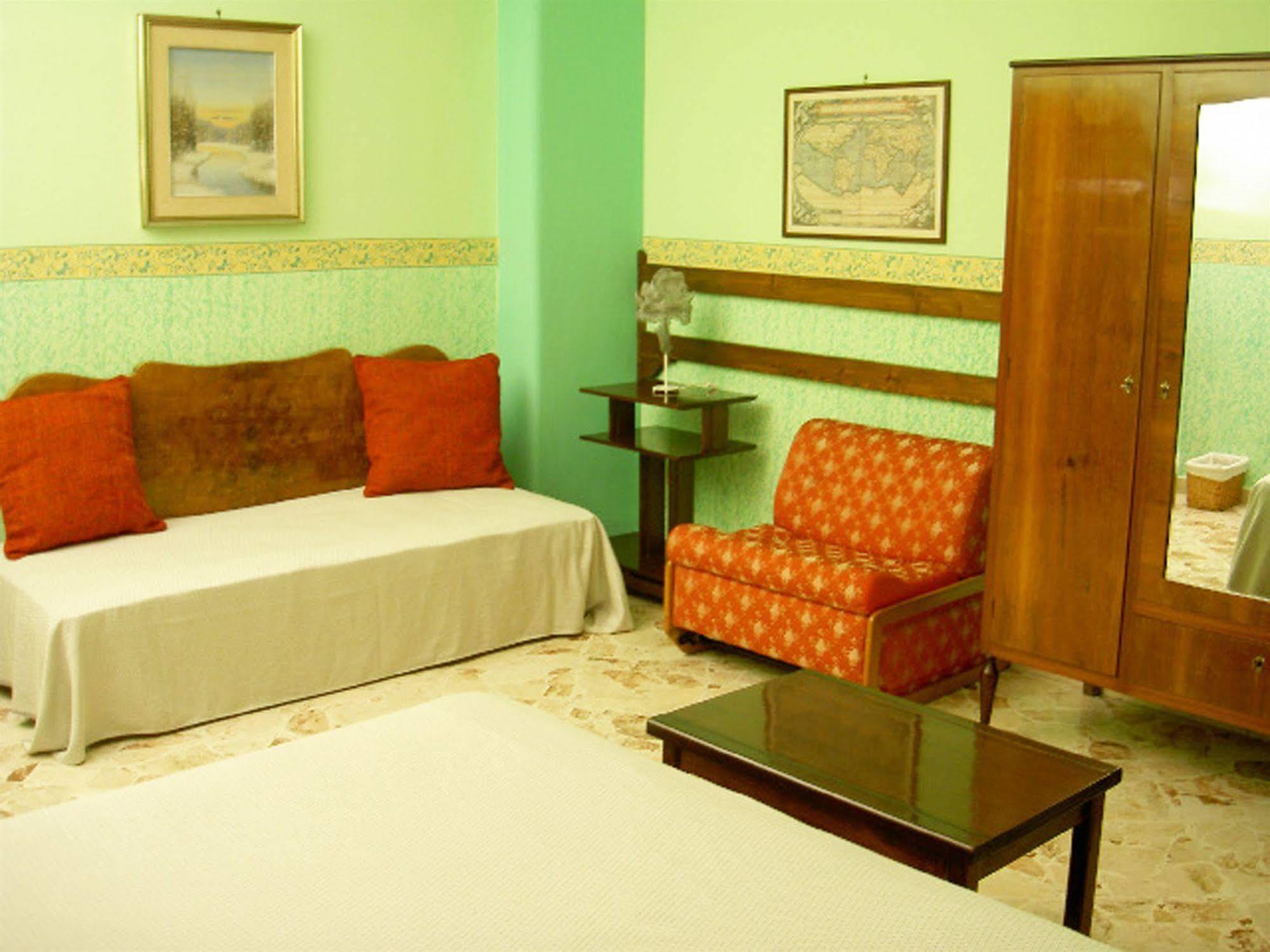 Casa Tina Maugeri Bed & Breakfast Catania Bagian luar foto