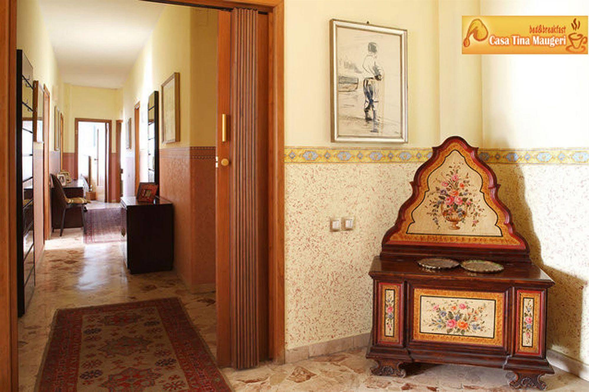 Casa Tina Maugeri Bed & Breakfast Catania Bagian luar foto
